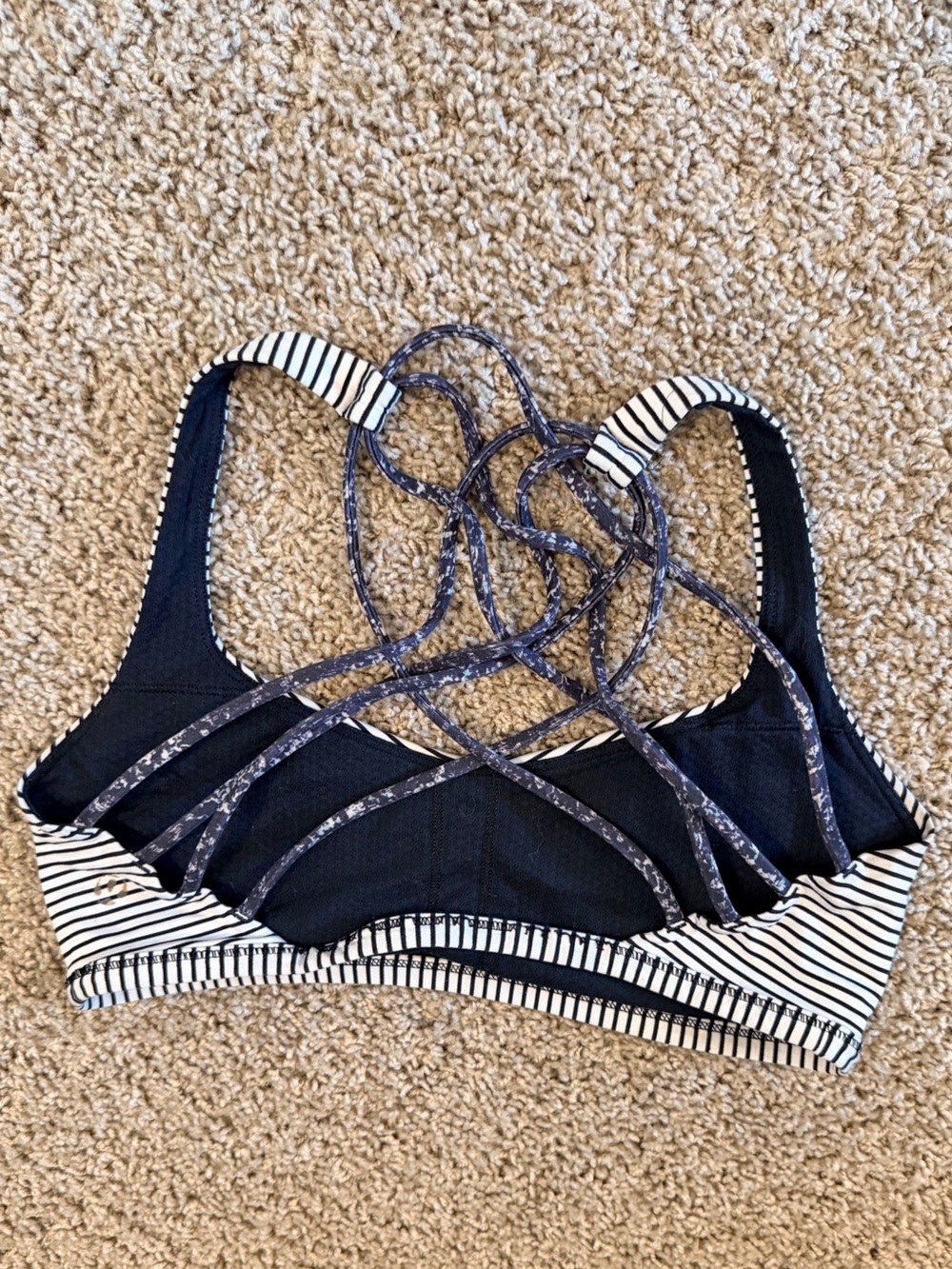 lululemon athletica Black & White Striped Strappy Bra - Picture 2 of 4